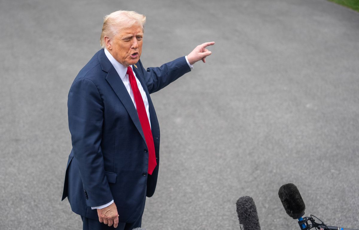 Etats-Unis : Trump approuve des opérations de la CIA contre le Venezuela, qui proteste