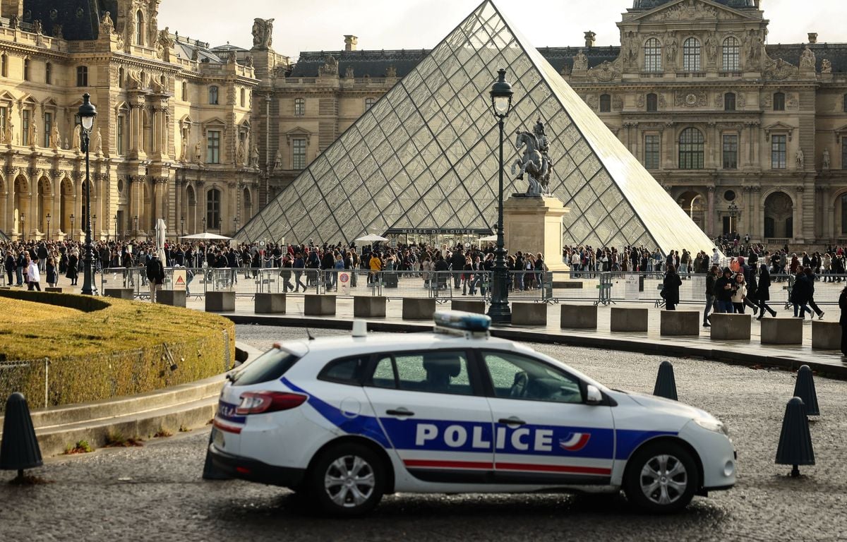 Cambriolage du Louvre : Cheveux prélevés, fuite à l'étranger, profils chevronnés... Ce que l'on sait des interpellations