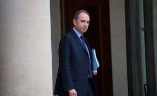 Le président contesté de l'UMP, Jean-François Copé, est sorti de l'Elysée mardi matin, où il a rencontré François Hollande à propos de la commission Jospin, sans faire de commentaires sur l'annonce par François Fillon de la création d'un nouveau groupe parlementaire.