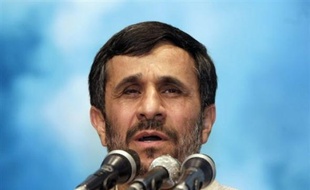 Le président Mahmoud Ahmadinejad a déclaré mardi que l'Iran était prêt au dialogue avec les Etats-Unis mais dans l'égalité et le respect mutuel, lors d'un discours pour le 30e anniversaire de la révolution islamique.
