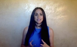 Meghan, duchesse de Sussex, pendant le Girl Up Summit 2020