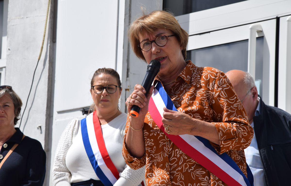 „Ganz Frankreich akzeptiert, dass in den Stadtteilen extreme Armut herrscht“, bedauert Catherine Arenou