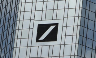 Le siège de la Deutsche Bank, le 9 juin 2015, à Francfort en Allemagne