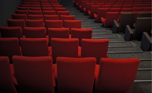 Illustration d'une salle de cinéma.