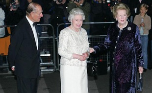 En asséchant le financement public de la culture au Royaume-Uni et en suivant une politique sociale sans concessions, Margaret Thatcher a été à l'origine d'une créativité artistique sans précédent, souvent féroce et à ses dépens, qui a perduré bien au-delà de son départ du pouvoir.