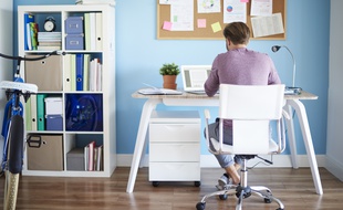 Si le télétravail présente de nombreux avantages, il implique de trouver un certain équilibre en matière d'organisation.