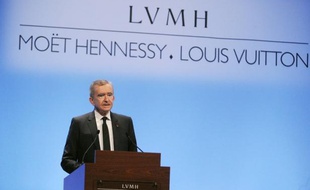 Le numéro un mondial du luxe LVMH, propriétaire de Louis Vuitton, Céline, Givenchy et autre Guerlain, a annoncé lundi un chiffre d'affaires en hausse de près de 6% au premier trimestre 2013, à 6,95 milliards d'euros, qui marque un léger ralentissement de sa croissance.