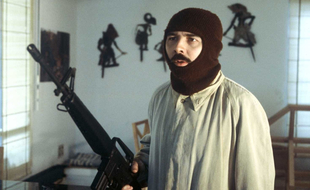 Gérard Jugnot, braqueur perfectible dans le film d'Edouard Molinaro « Pour cent briques, t’as plus rien » (1982).