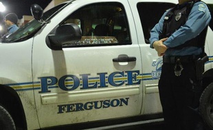 Un véhicule de police à Ferguson, le 4 mars 2015