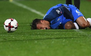 Corentin Tolisso a pris cher en Bulgarie, mais il a rendu les coups.