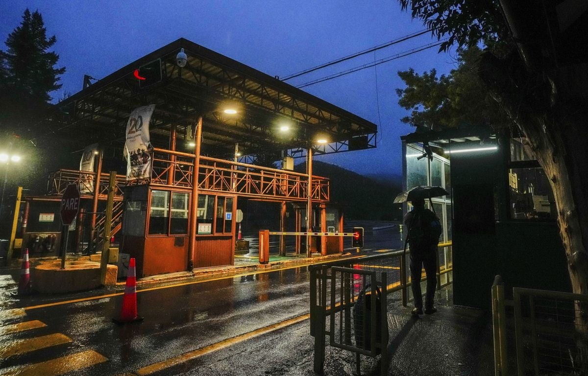 Chili : Les recherches s'intensifient pour sauver cinq travailleurs après l'effondrement d'une mine