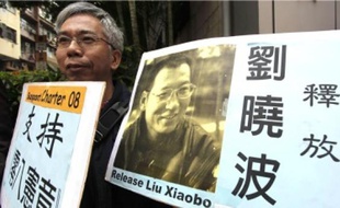 A Hongkong, le 28 décembre, un manifestant réclame la libération de Liu Xiaobo.
