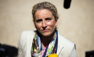 La ministre de l'Ecologie et de l'Energie Delphine Batho a confirmé mercredi que la loi de programmation énergétique qui doit être présentée cet automne par le gouvernement ne serait pas adoptée avant l'an prochain.
