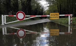 Illustration: pluie et inondation dans le sud de la France.