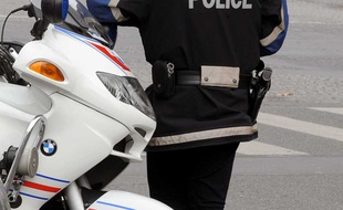 Illustration Police Paris, FRANCE