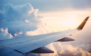 Aile d'un avion. Illustration.