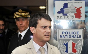 Le ministre de l'Intérieur Manuel Valls souhaite créer des "commissions de travail police-justice" sur la question de la délinquance des mineurs, ont annoncé vendredi les syndicats de police à l'issue de leur première réunion avec le nouvel occupant de la Place Beauvau.