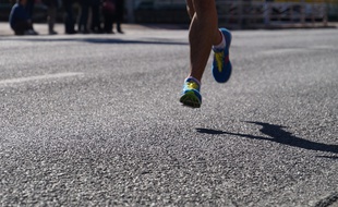 L'infirmière britannique a bouclé le marathon de Londres avec 32 secondes d'avance sur le précédent record. Image d'illustration.