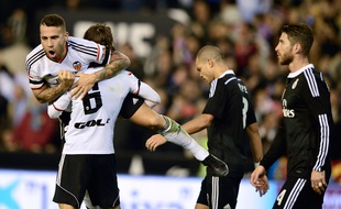 Les joueurs de Valence célèbrent un but contre le Real Madrid le 4 janvier 2015.