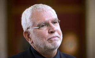 Confronté à son accusatrice devant le tribunal correctionnel de Paris jeudi, le réalisateur américain Bob Swaim a nié l'avoir contrainte à une relation sexuelle non consentie et assuré qu'elle était seule à l'initiative du rapport.