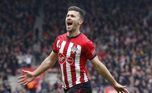 Shane Long entre dans l'histoire de la Premier League.