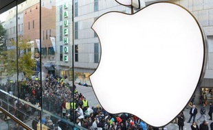 Le groupe taïwanais Foxconn, un des grands sous-traitants d'Apple, Nokia et Sony, a admis qu'il n'était pas en mesure d'assembler l'iPhone 5 assez rapidement pour satisfaire la demande.