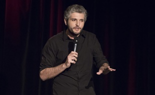 Spectacle de l'humoriste, chroniqueur francais Pierre-Emmanuel Barre, au Theatre de la Cité à Nice, le 13 janvier 2017.