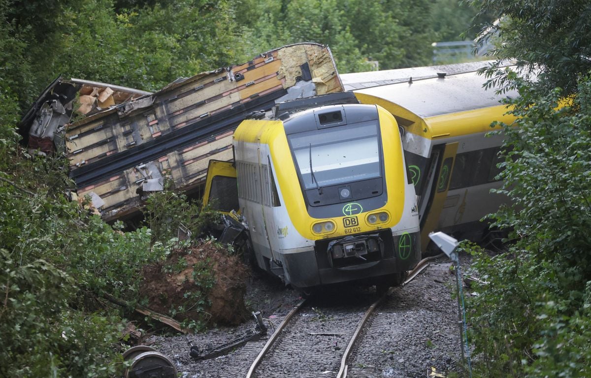 Allemagne : Que sait-on du déraillement d'un train qui a fait au moins trois morts ?