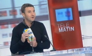 Olivier Besancenot appelle «au boycott» de Candia, sur France 2 le 25 février 2013