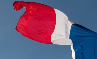 Un homme a été condamné à Nancy à 120 heures de travaux d'intérêt général après avoir cassé deux drapeaux français, trois jours après les attentats de Paris du 13 novembre 2015.
