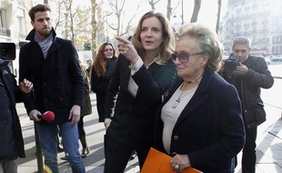Nathalie Kosciusko-Morizet accompagnée de Bernadette Chirac à Paris le 17 décembre 2013.