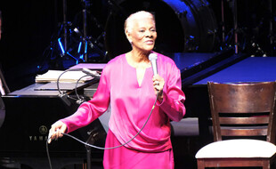 La chanteuse soul Dionne Warwick