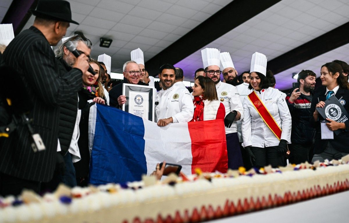 Cocorico, la France bat le record du monde du plus grand... fraisier