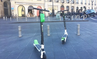 Les trottinettes électriques en libre-service de la start-up Lime sont arrivées à Bordeaux le 26 septembre 2018.
