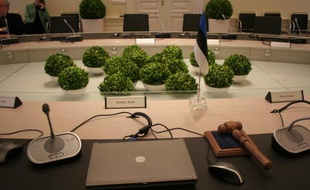 Salle du Conseil des ministres, vue depuis le siège de Andrus Ansip, premier ministre estonien.