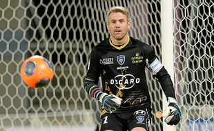 Clin d'oeil de l'histoire, Mickaël Landreau va finir sa carrière en Ligue 1 contre son club formateur, le FC Nantes.