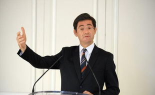 La Banque publique d'investissement va investir environ 12 milliards d'euros d'ici à 2017 dans les entreprises françaises, en direct ou via des fonds d'investissement, a affirmé mercredi son directeur général Nicolas Dufourcq lors d'une audition à l'Assemblée nationale.