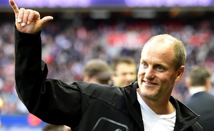 Woody Harrelson dans les tribunes du Parc des Princes, lors du match PSG - Toulouse, le 7 novembre 2015.