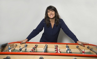 Estelle Denis.