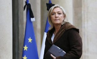 Marine Le Pen à son arrivée le 9 janvier 2015 à l'Elysée à Paris