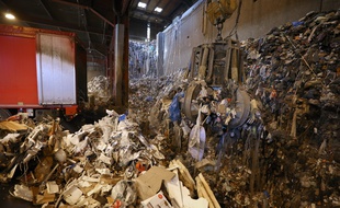L'usine d'incinération des ordures ménagères de Strasbourg va être mise à l'arrêt, quid de nos déchets? (Illustration usine de traitement des déchets du Rohrschollen)