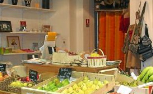 Artisans du monde promeut des aliments bio et équitables.