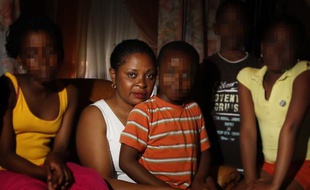 Florence est ses six enfants sont arrivés de la République Démocratique du Congo en 2010.