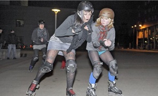 Une vingtaine d'Alsaciennes jouent des coudes au sein des Hell's Ass Derby Girls.