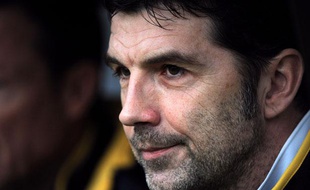 L'entraîneur de Lens Eric Sikora, le 6 janvier 2013, au Stade Bollaert.