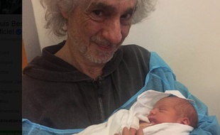 Louis Bertignac et son fils Jack, en novembre 2016. Photo postée sur la page Facebook de Louis Bertignac.