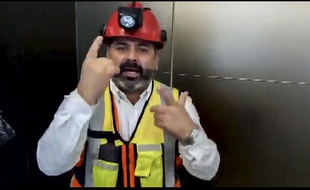 Mario Sepulveda est un des 33 mineurs chiliens, célèbres pour leur sauvetage épique en 2010 après 69 jours sous terre,