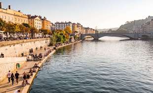 Les quais de Saône de Lyon où s'est déroulée mardi soir une fête sauvage en présence de 300 personnes.