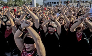 La chorégraphie des féministes à Santiago du Chili, le 5 décembre 2019.
