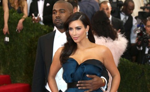 Kim Kardashian et son fiancé Kanye West à la soirée du Met Ball à New York, le 5 mai 2014.